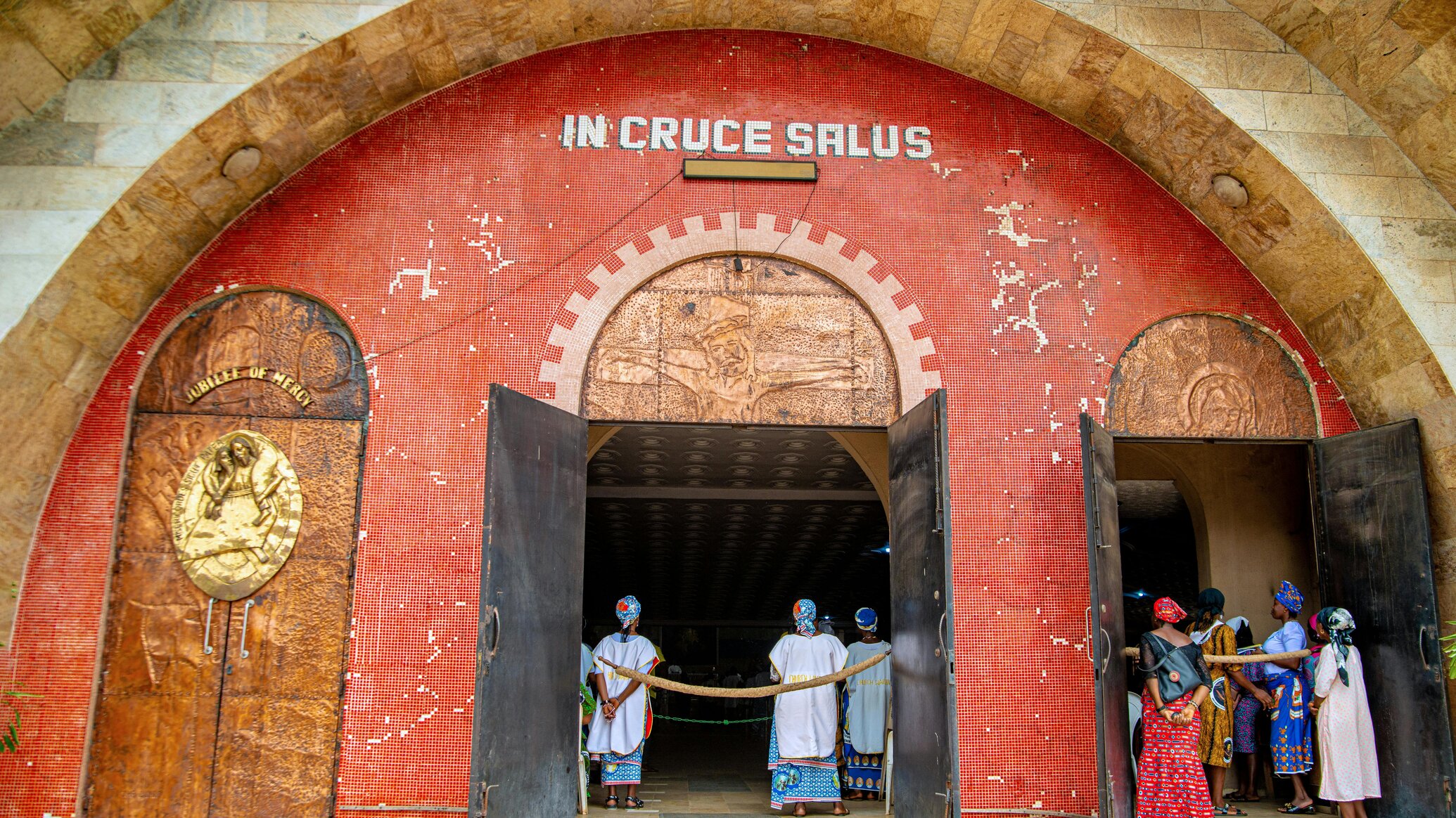 Why Direct Lease is Better Than Jiji for Finding Houses for Rent in Nigeria - Direct Lease Real Estate Blog